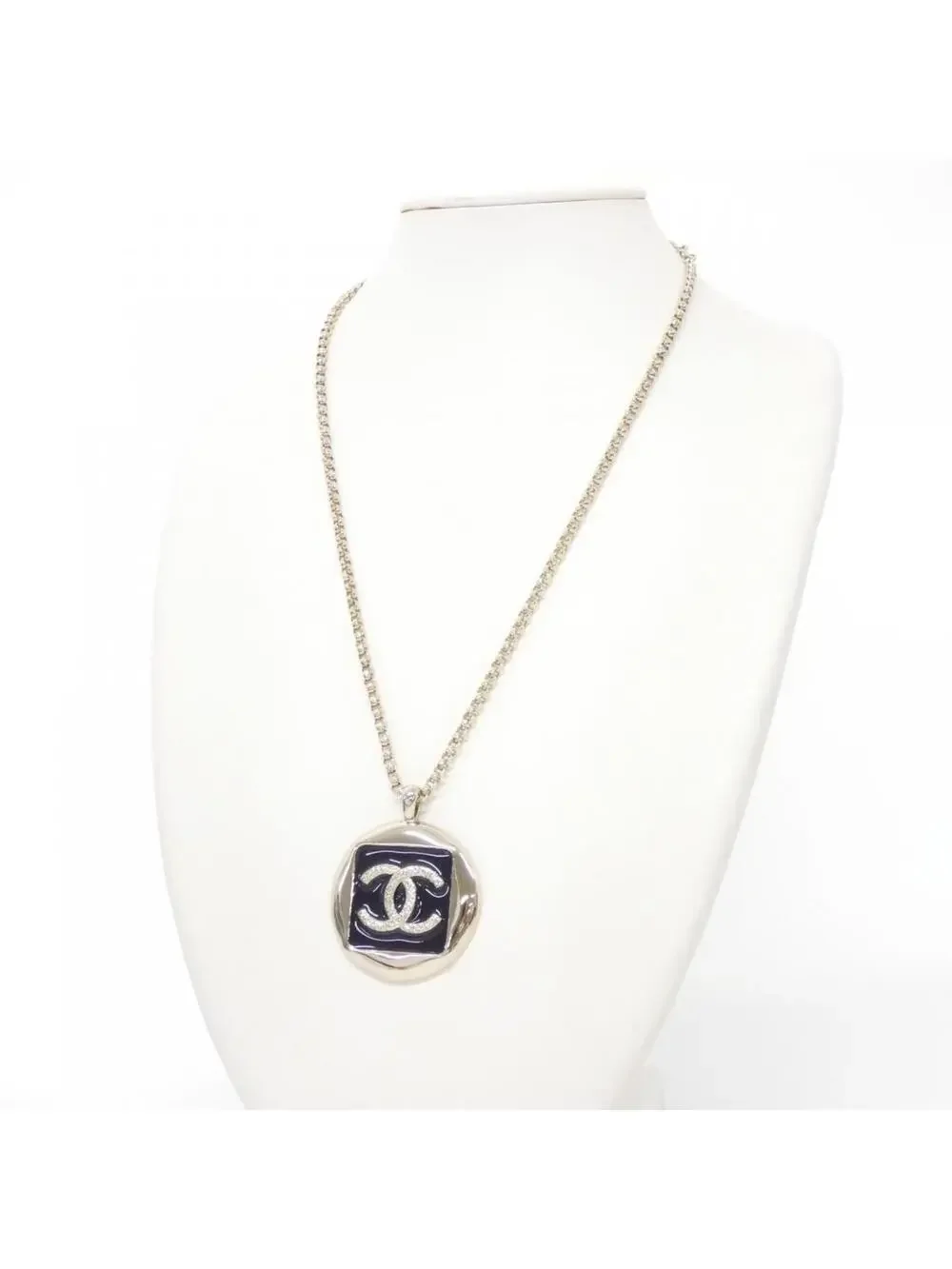 Chanel Pendant Necklace Metal Black #287945C16B